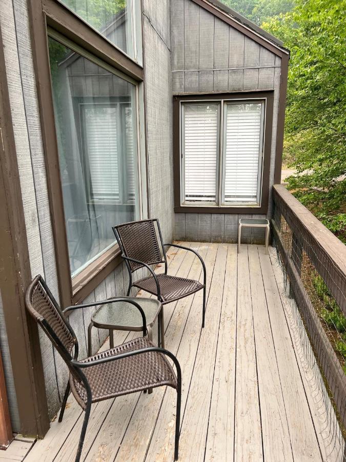 Pocono Paradise - 3 Bedroom 3 And Half Bathroom Townhouse Tannersville Eksteriør billede